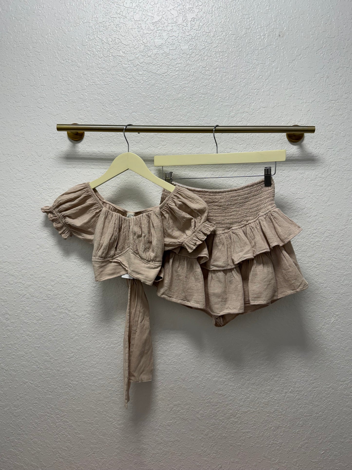 Lola Ruffle Elastic Skirt