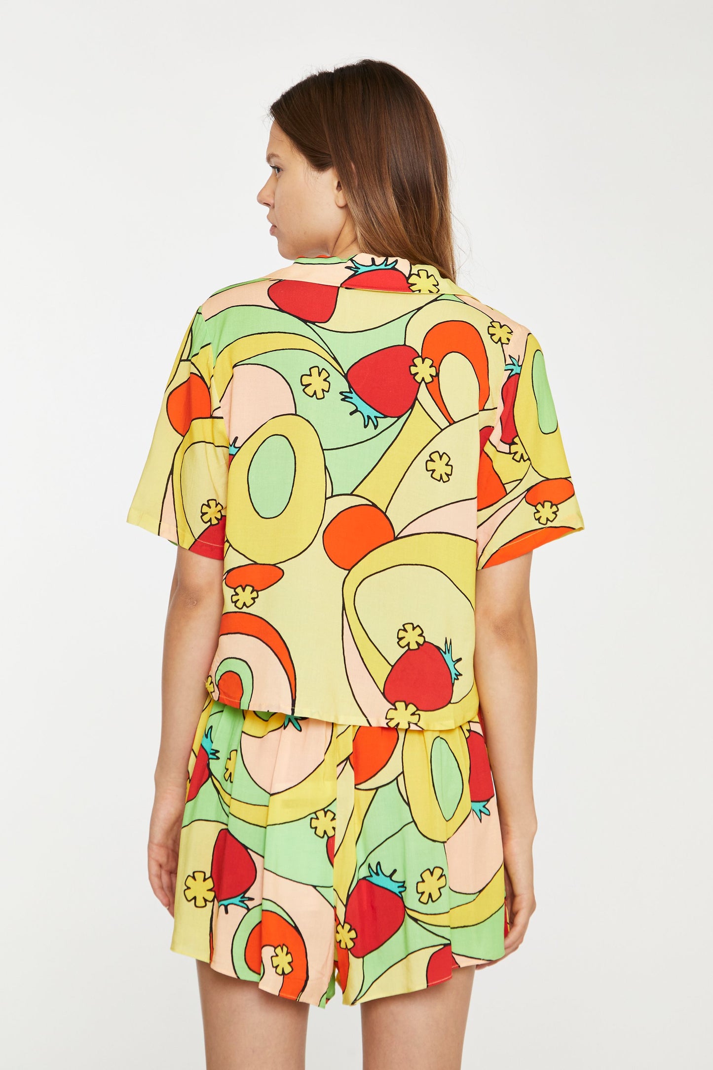 Orange Swirl Strawberry Shorts
