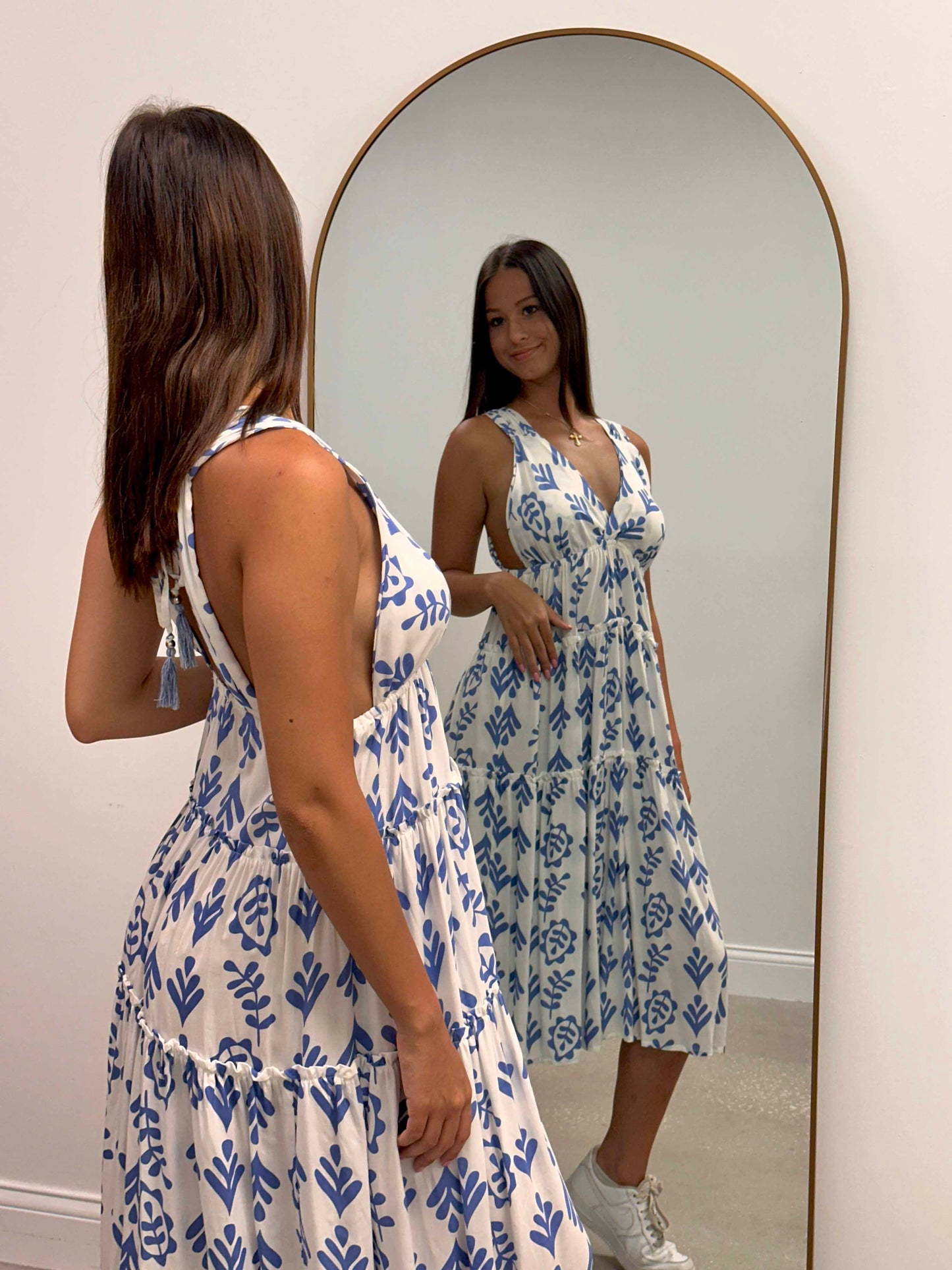 Tie Back Sleeveless Midi Dress