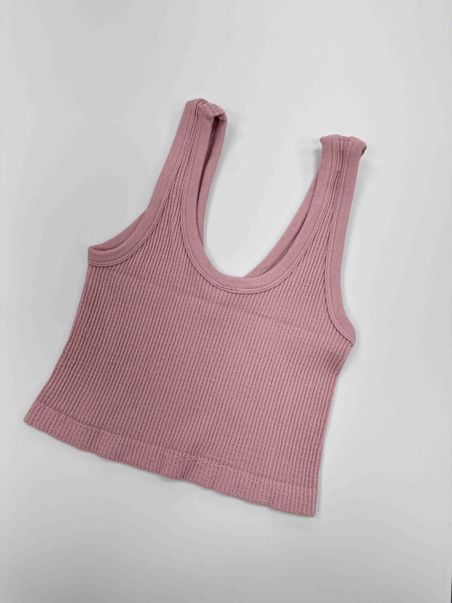 Ribbed Seamless V-Neck Cropped Top