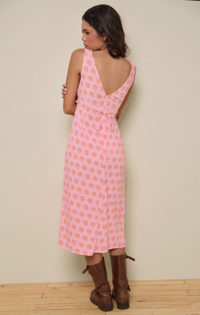 flower print midi dress Nobody Like You Floral - White and Peach, Medium | Hazel and Olive a flowy fit and a cheeky side slit Lovely Blue and White Dress