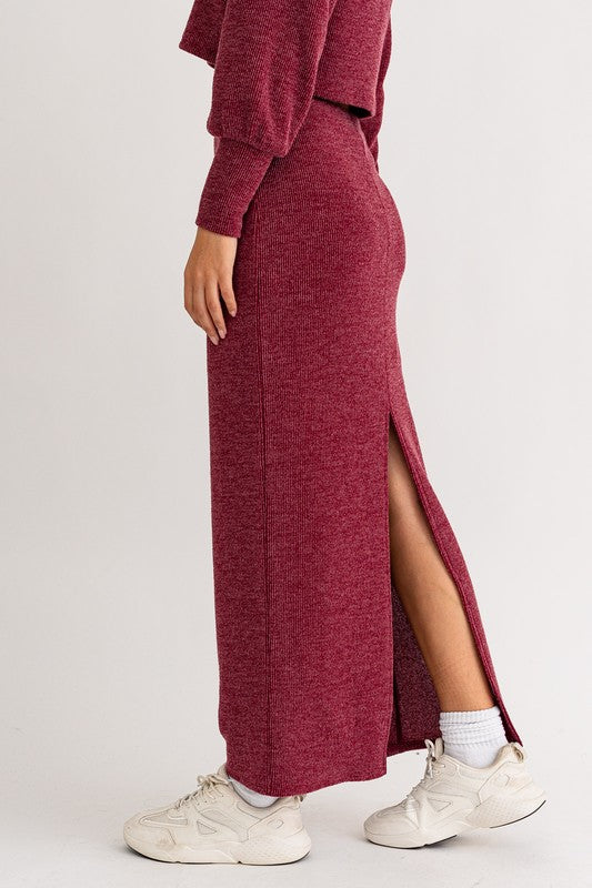 Ribbed Skirt With Slit